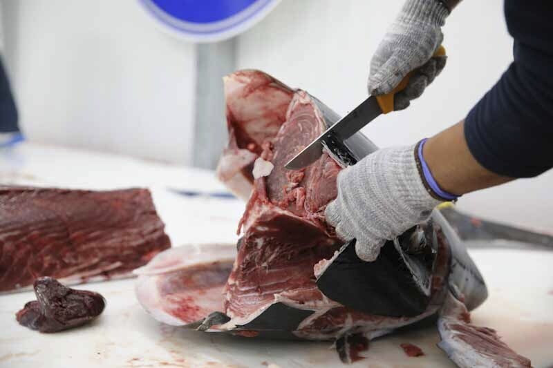 快速解冻牛排：3种方法让你5分钟搞定！