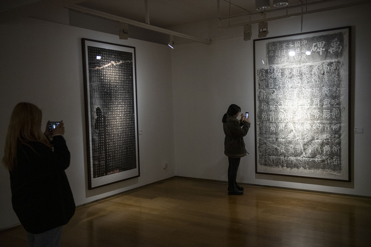 2021年3月20日,长沙,"湖湘经典——湖湘千年书法大展"在美仑美术馆开