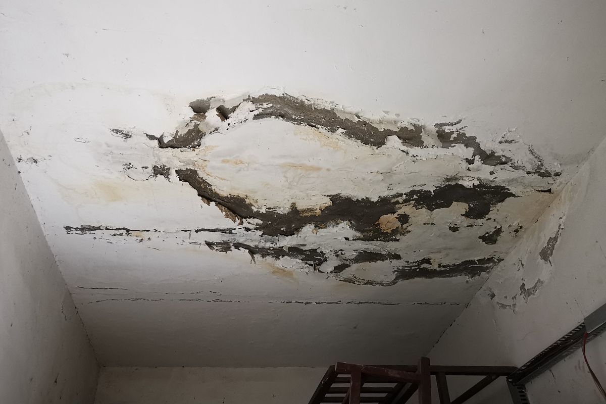 天花板被泡影响房屋质量吗