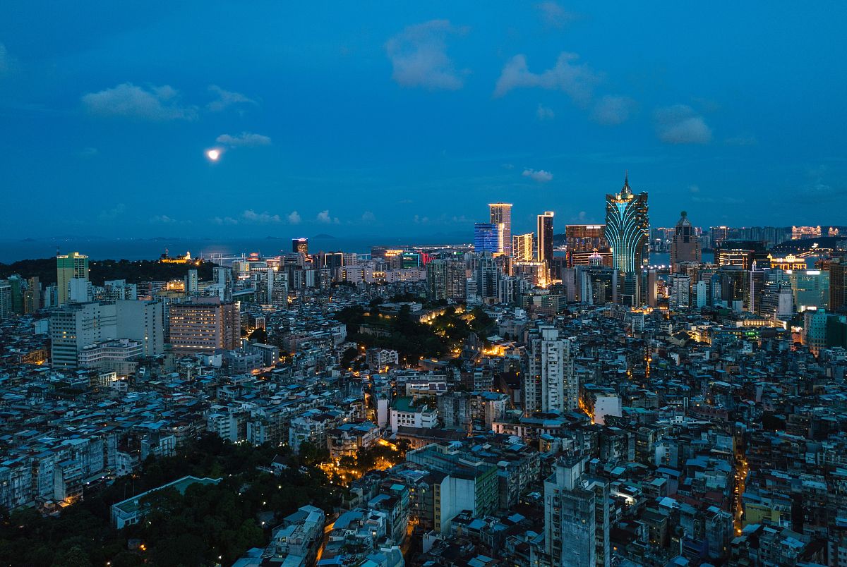 2018年7月27日,航拍澳门夜景.