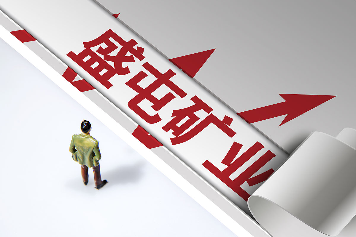 对后面标题进行修饰与润色：2023年上半年工作回顾与未完成和教训
