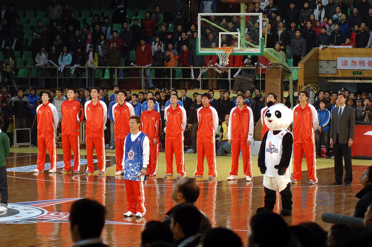 成都卫校护理专业怎么样？初中毕业适合报读吗？