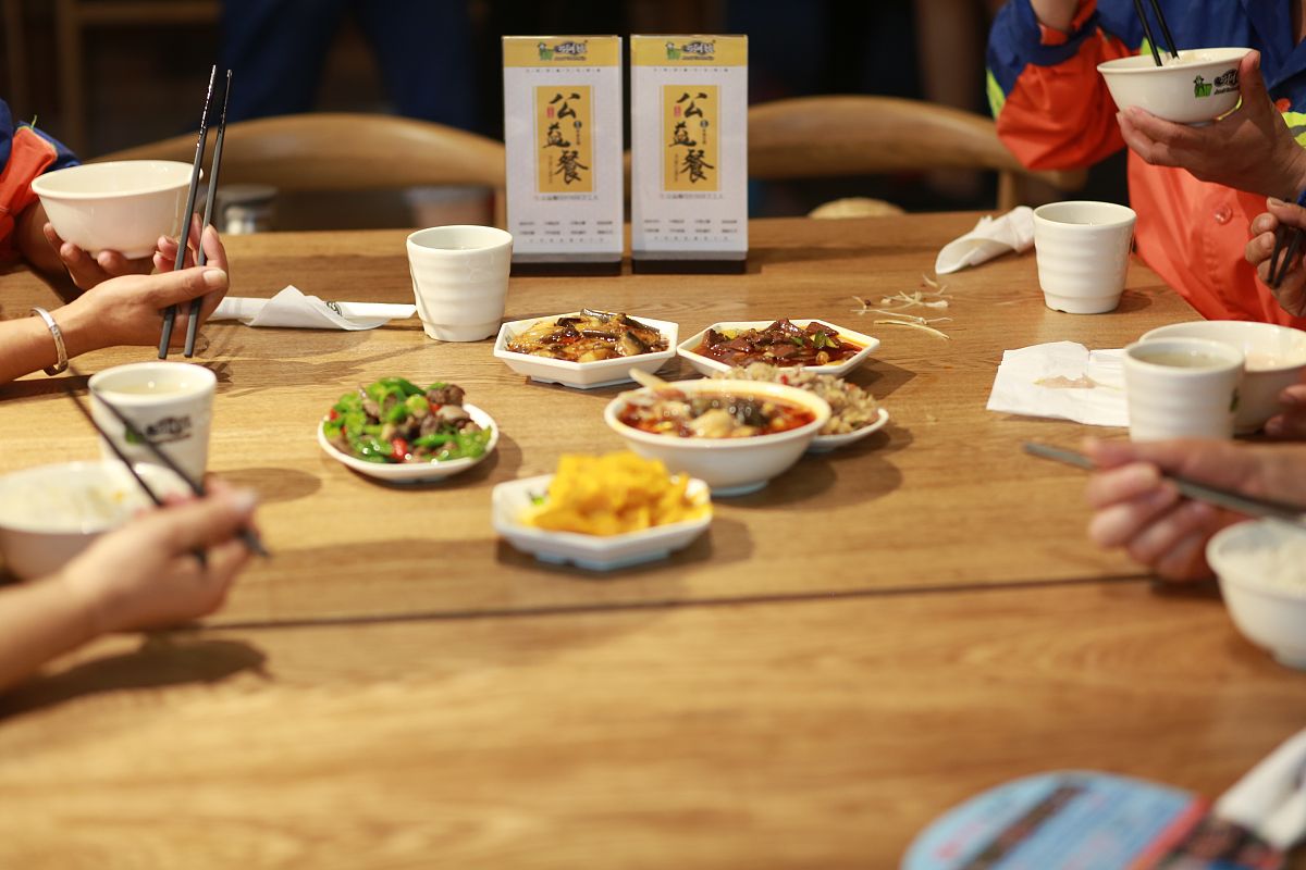 美国男孩Jack在中国：品尝美食，探索历史，交友收获满满