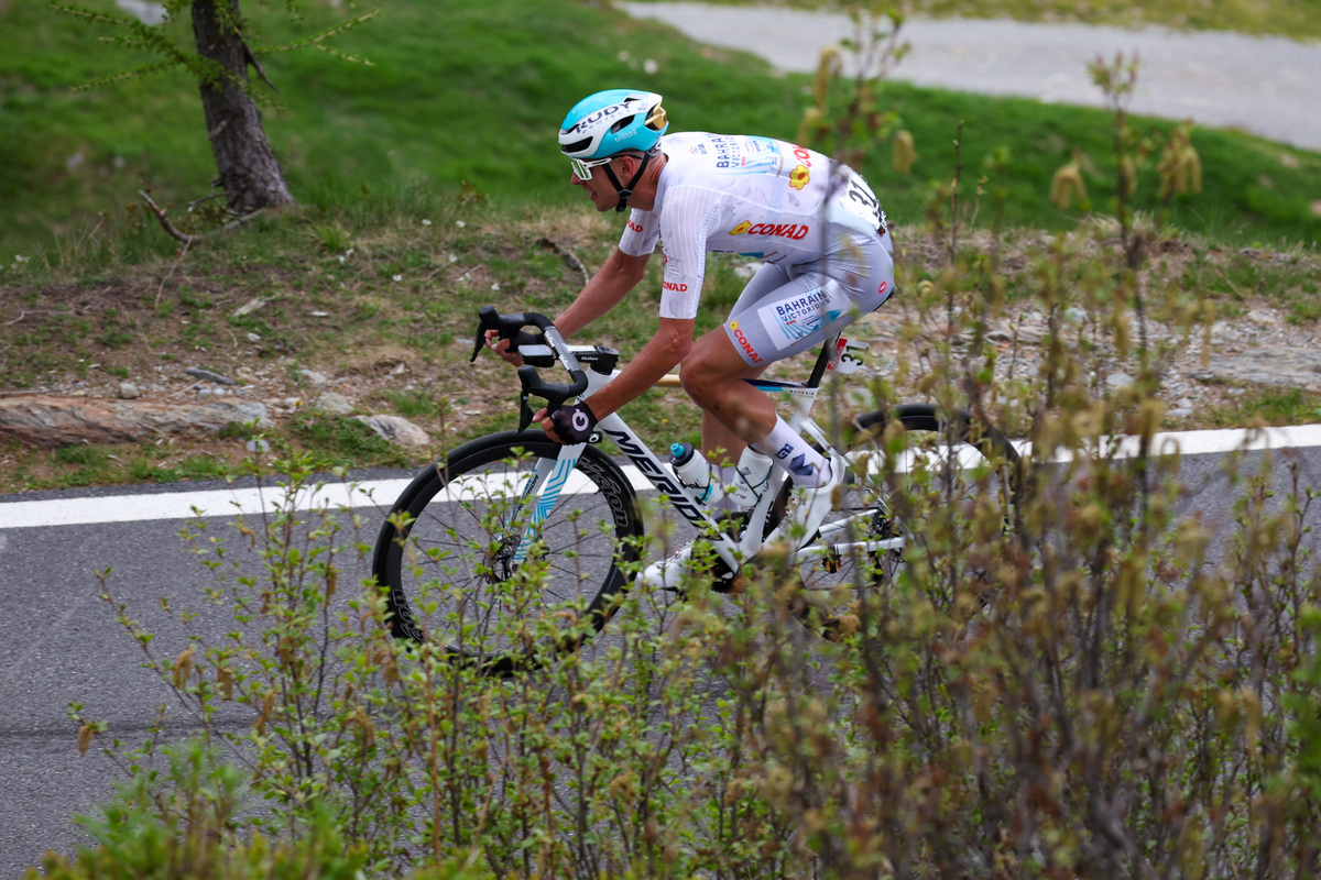 山地自行车骑行技巧提升指南：从入门到精通