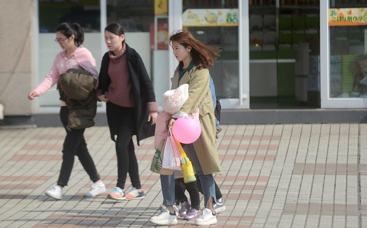 吴佳希下班路上的奇遇