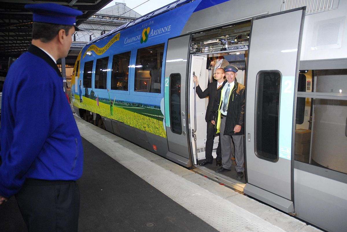 壤塘铁路学校2020年春季招生简介：培养铁路技术人才的摇篮