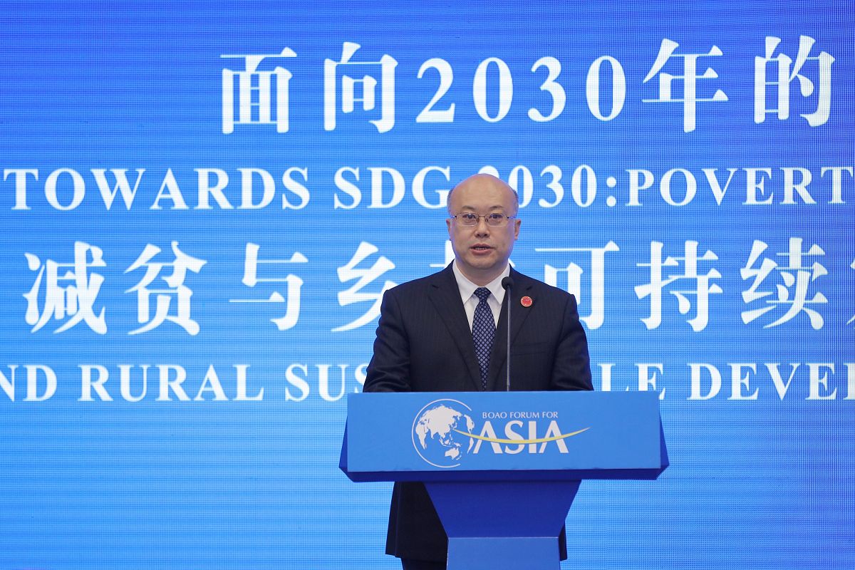 乡镇人才表彰大会讲话稿：致敬乡村振兴的贡献者