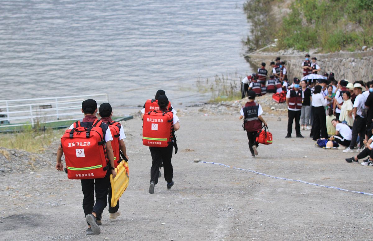 重庆知行卫生学校招生办联系电话 - 报考指南