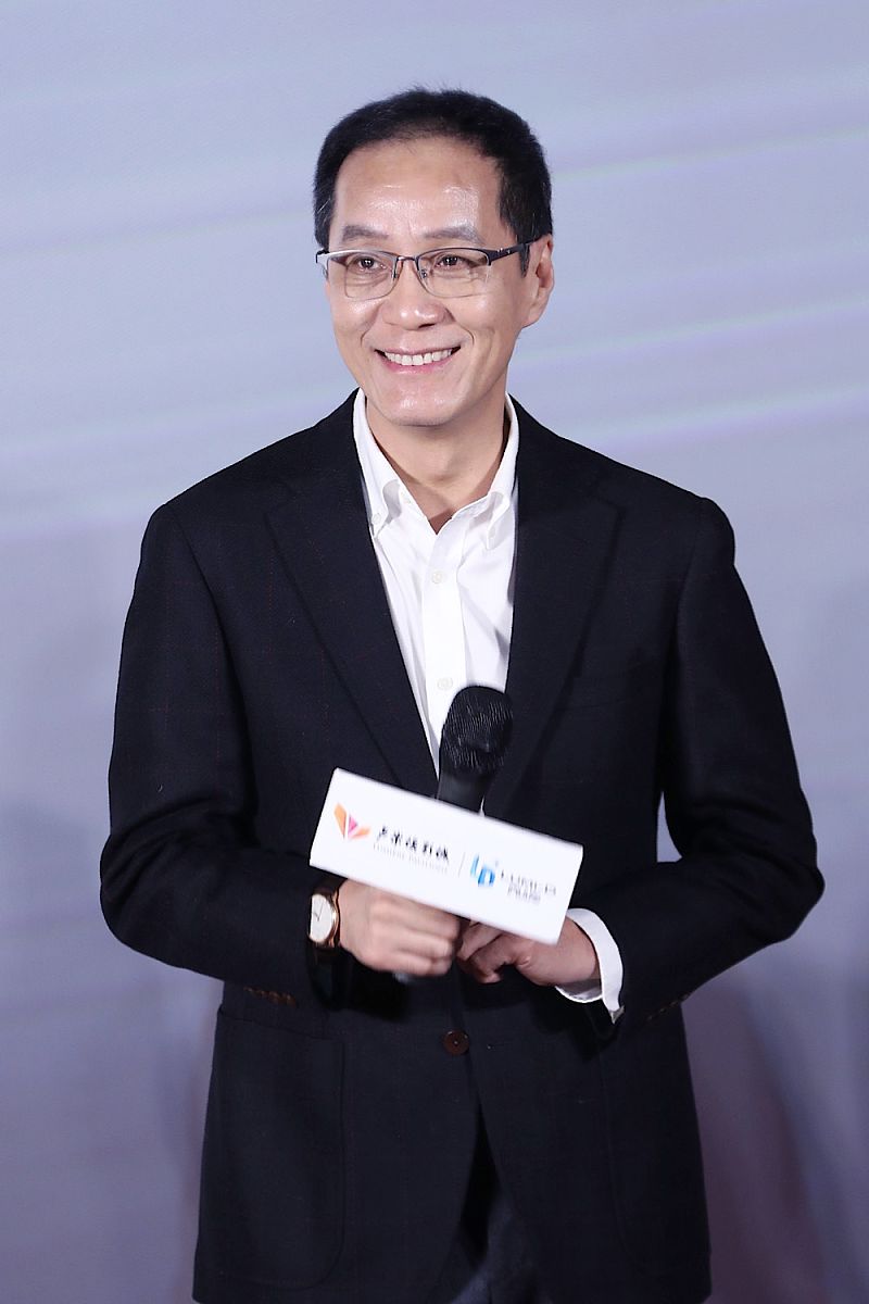 2020年11月5日,北京,电影《应承》首映礼.冯远征