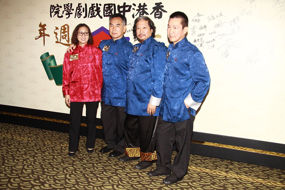 2009年11月13日,香港,七小福五十周年庆典晚宴.洪金宝  元彪+++_+++七