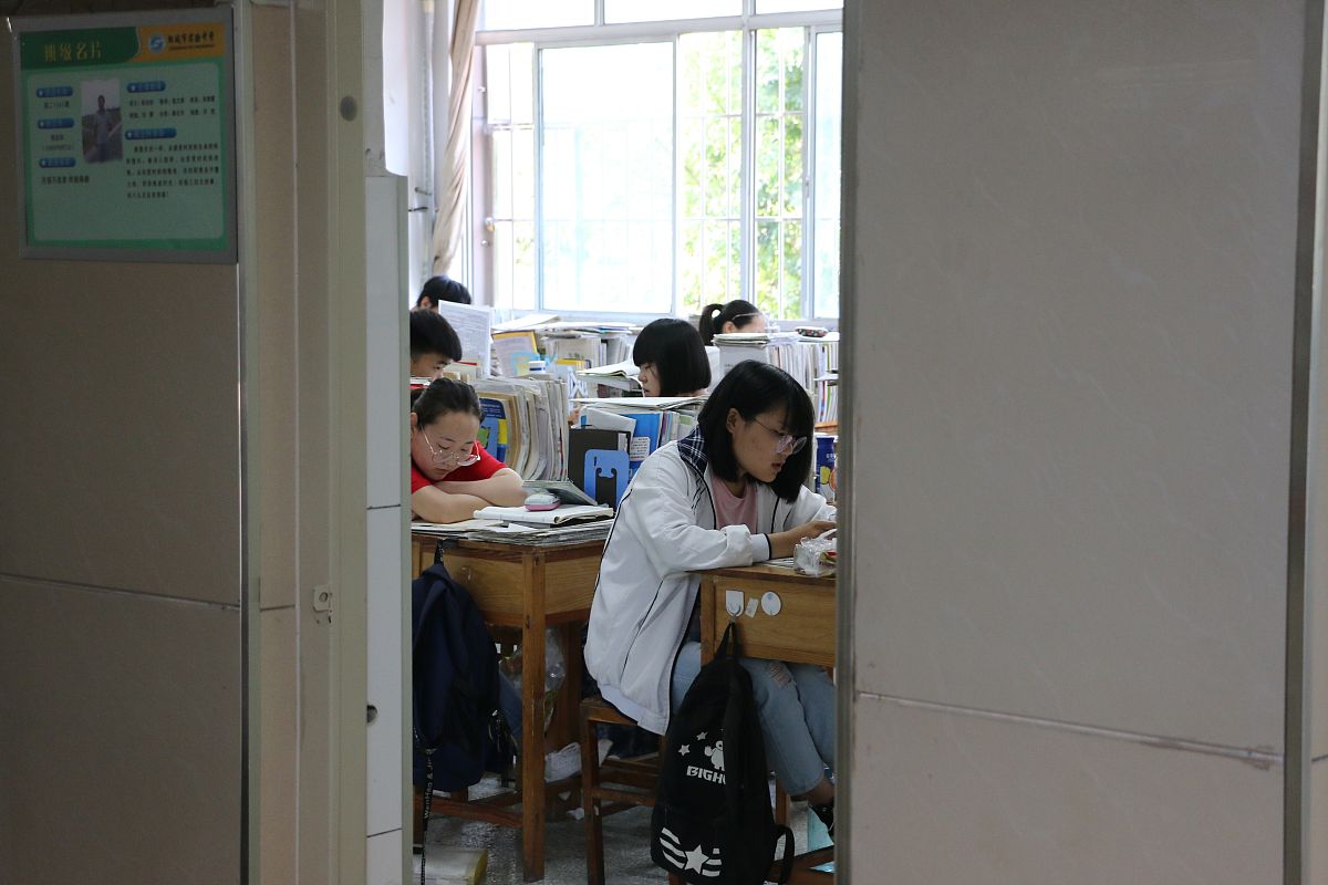 我需要一个因为上课拉屎的道歉
