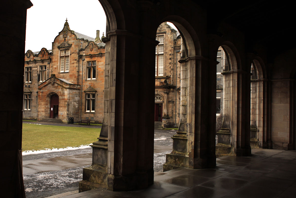 2011年1月13日,英国圣安德鲁斯大学.a general view of st salvator's