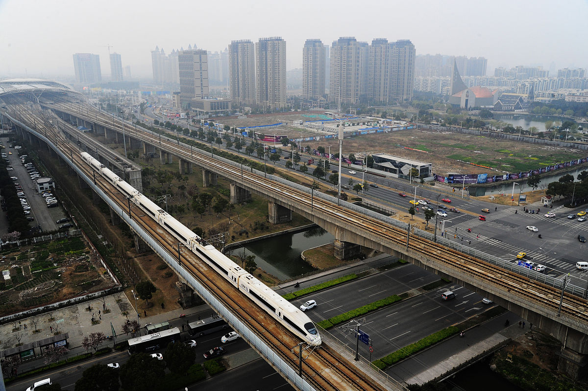昆明高铁学校招生条件及地址 - 报考指南