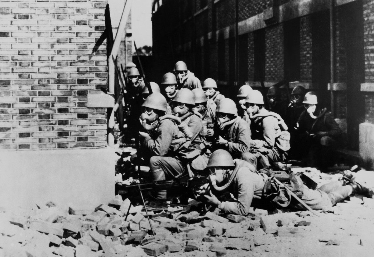 1937年国民政府迁都重庆：历史背景与影响