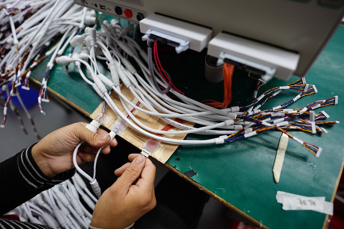 光纤冷接制作教程：步骤详解及注意事项