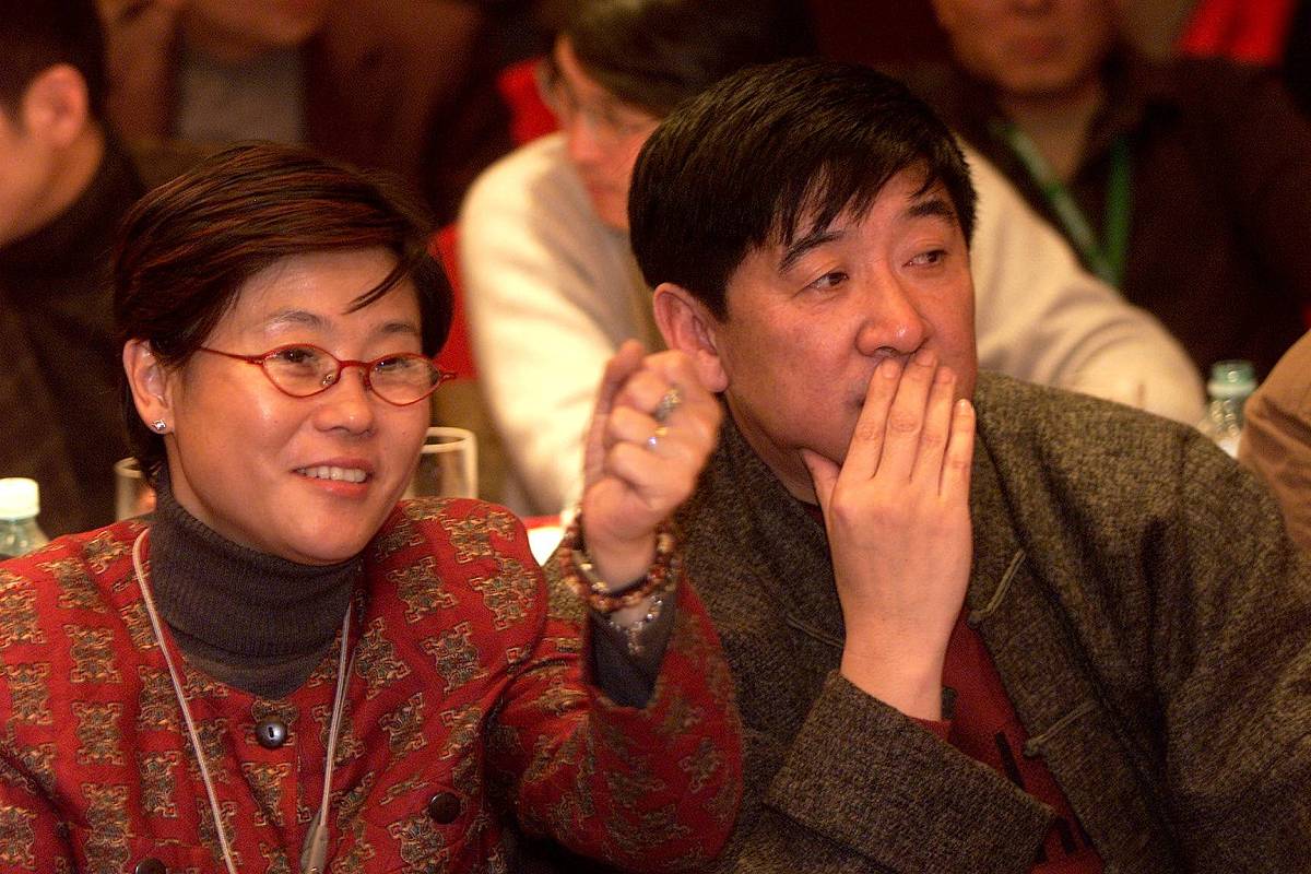 2047年6月17日30年后的今天同学们相约回初中母校聚会要求每人发言请以无情岁月有味诗为题写一篇发言稿不少于600字