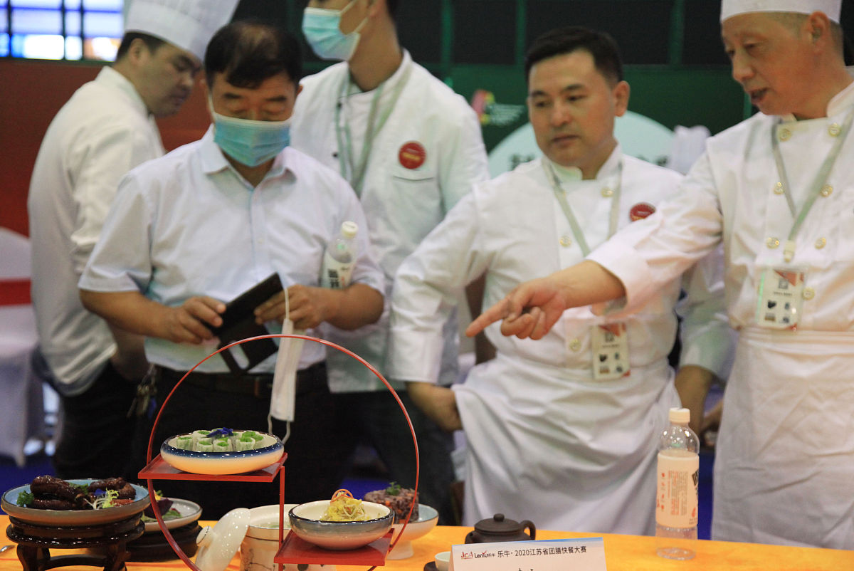 如何写出精彩的餐厅点评？指南和示例