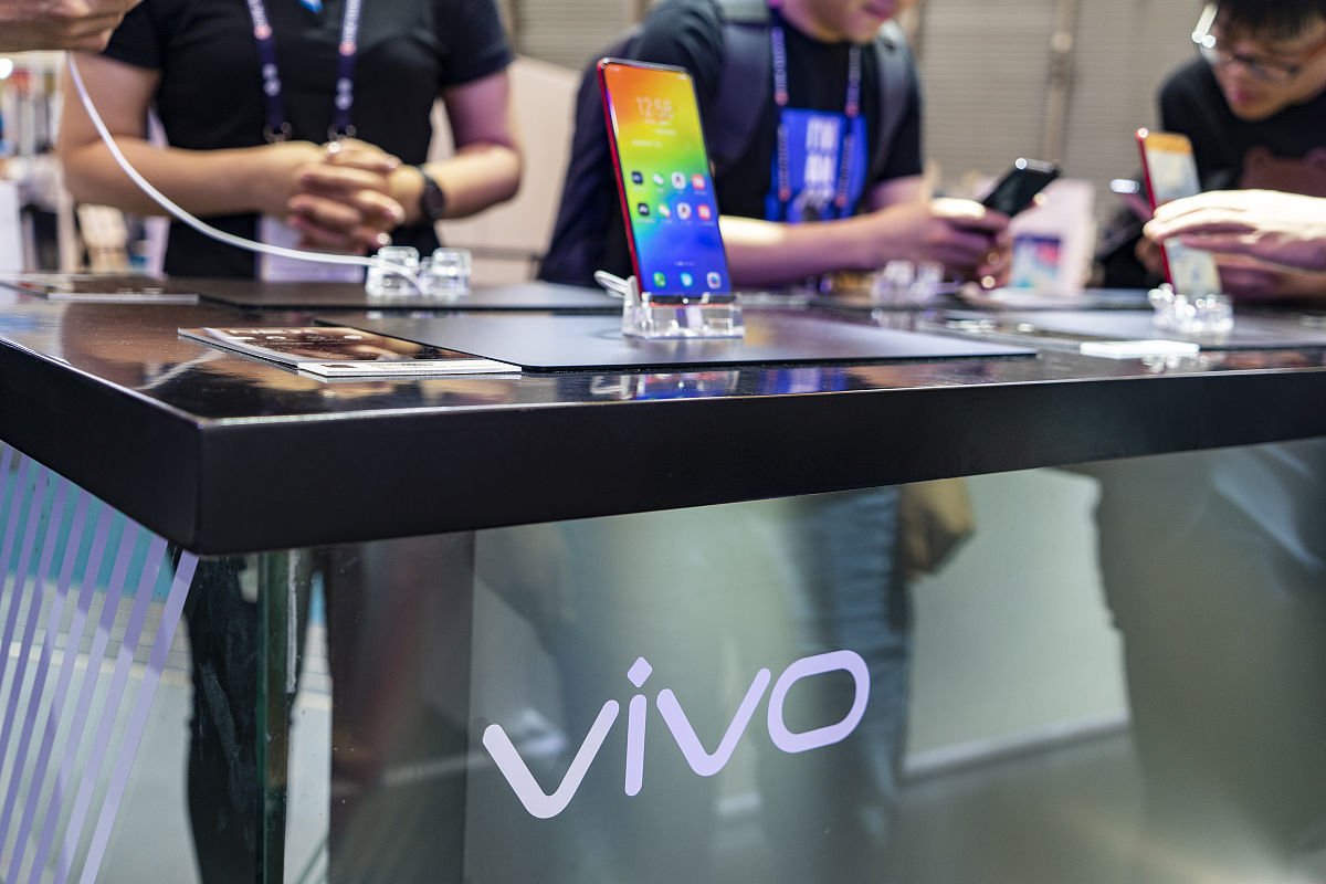 vivo手机品牌：全球领先，产品丰富，用户覆盖4亿+