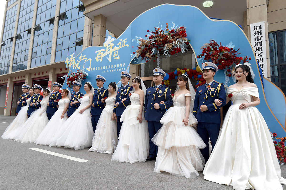 父母结婚没邀请我参加？原因可能有很多！