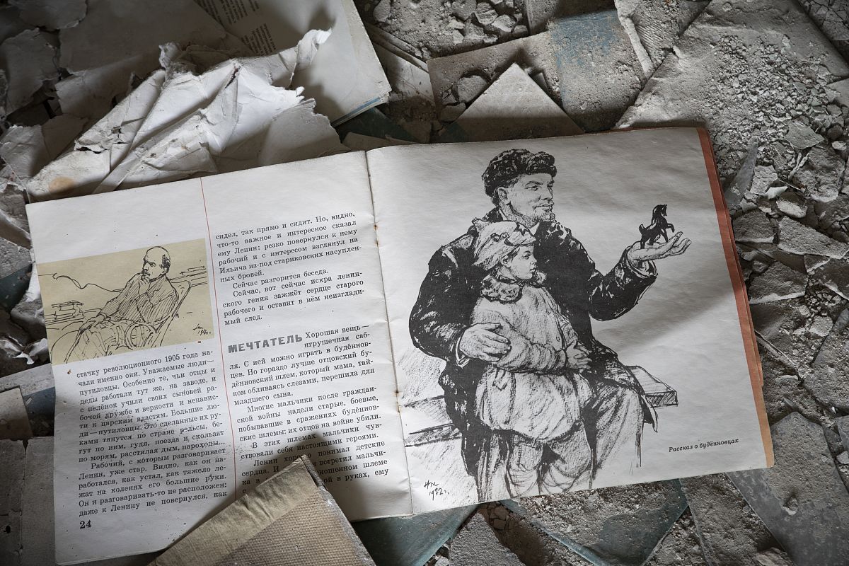 爱丽丝·门罗《Runaway》深度解析：逃离与人性的复杂