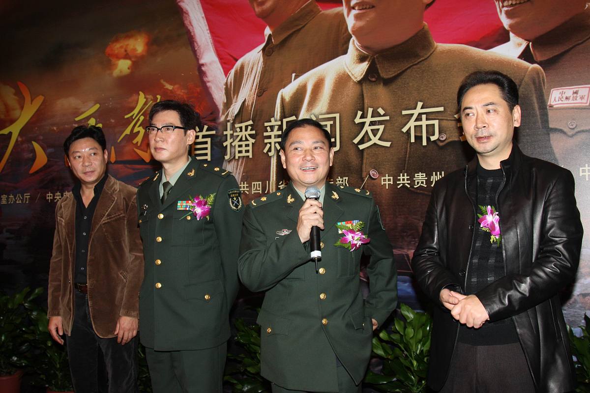 张译《他是谁》角色卫国平名字背后的含义，导演精心挑选传递深层寓意