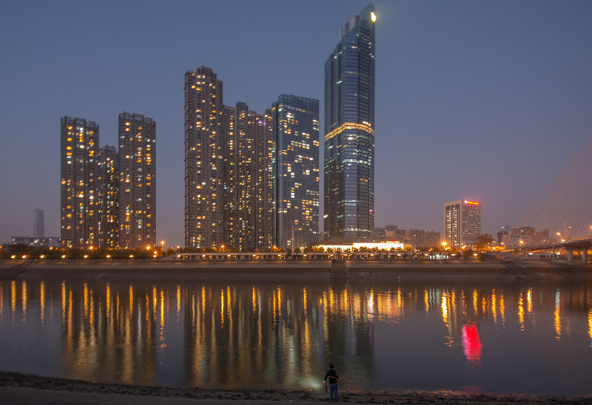 武汉财政学校2021年金融学专业招生介绍：学习金融科技，助力未来职业发展