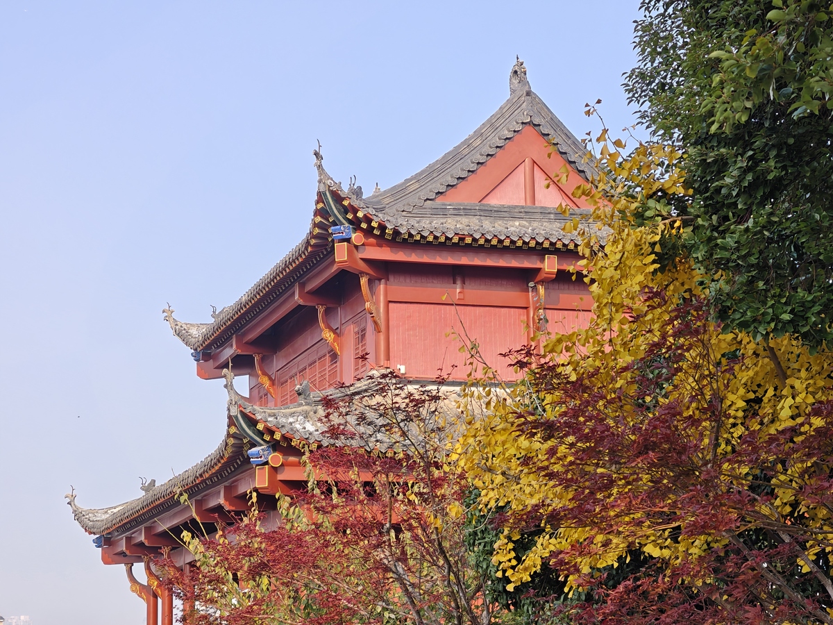 为传承发扬优秀民族文化重视文化遗产参观武汉市晴川阁新闻稿