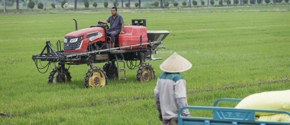 插秧机分插机构发展史：从单一插杆到复合式创新