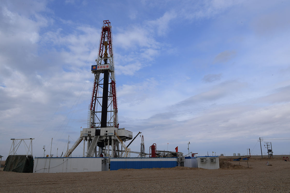 新疆9#钻井刀翼选择分析：提升效率与质量的关键