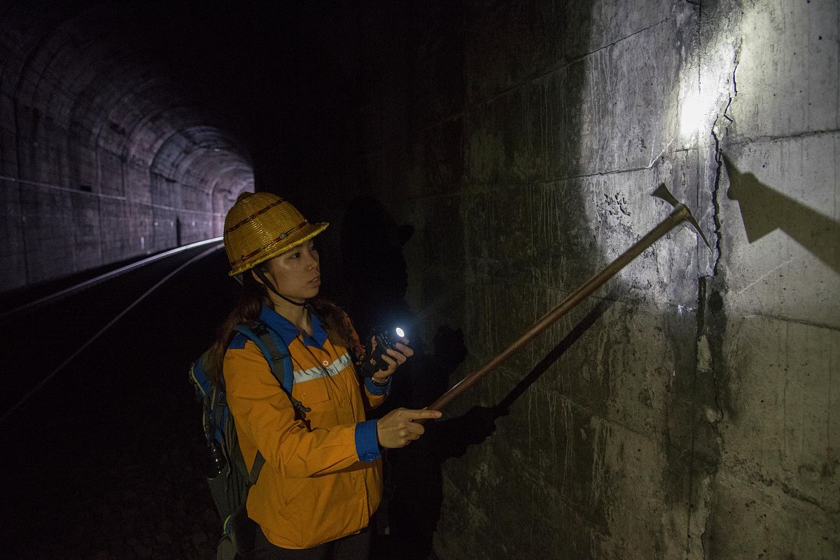 延安新区隧道工程渗漏检测与治理：保障工程安全运行