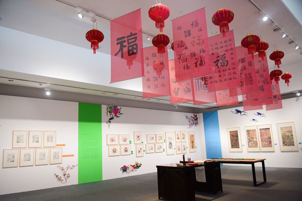 2020年6月1日,苏州,中国木版年画特展在苏州美术馆展出,为市民延续年