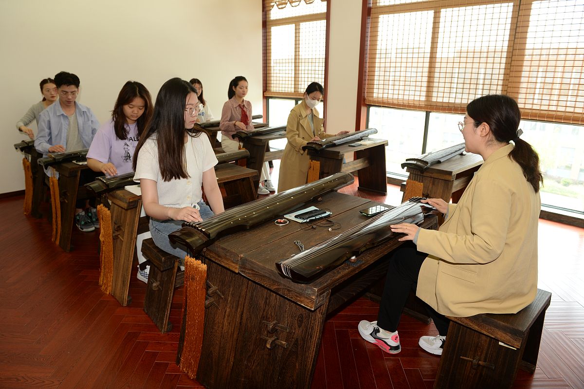 太原市文化艺术学校古琴中专怎么样？招生条件有哪些好不好