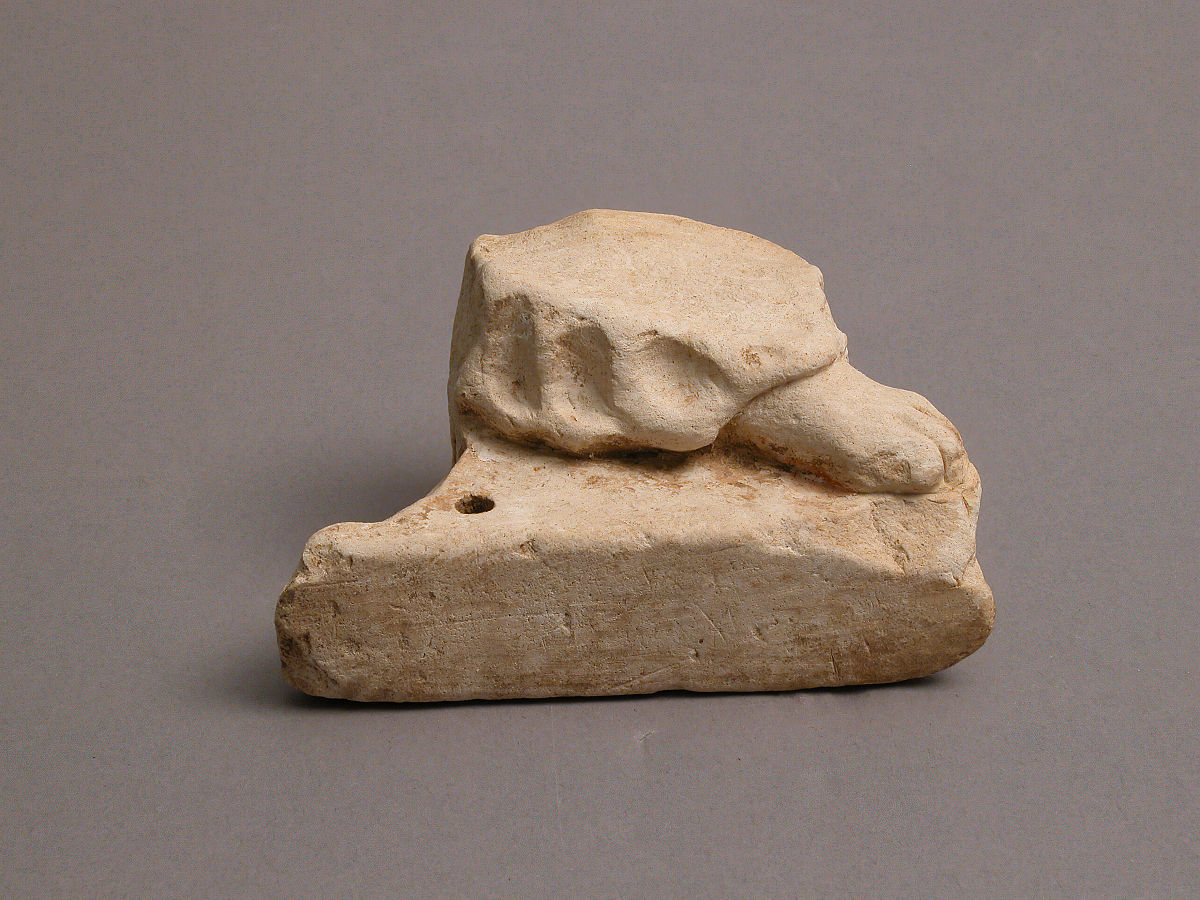 foot fragment, coptic, 4th-7th century. artist unknown. (photo b