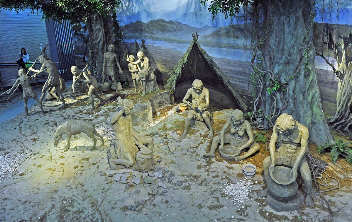 对神话故事中的上古大陆进行描述