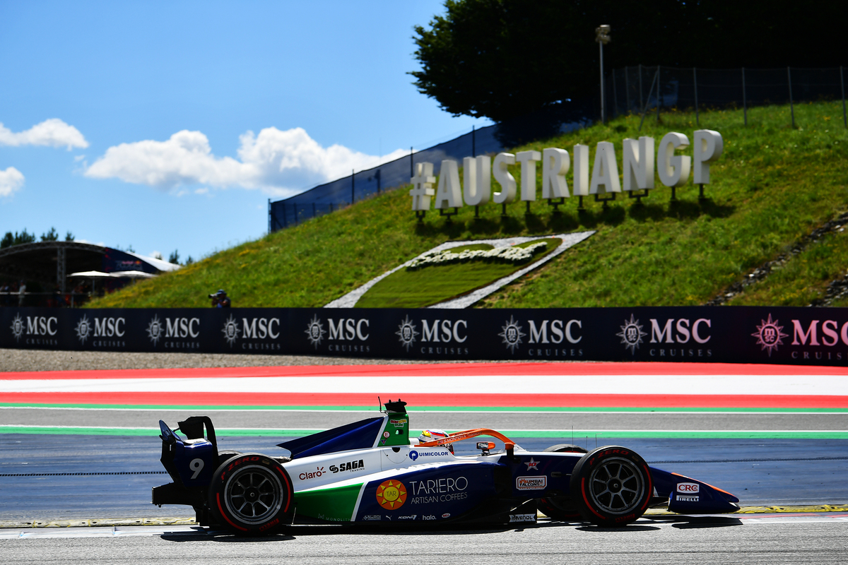 please generate summary with 10 sentences from httpstheathleticcom437322120230402australian-gp-red-flags-verstappen
