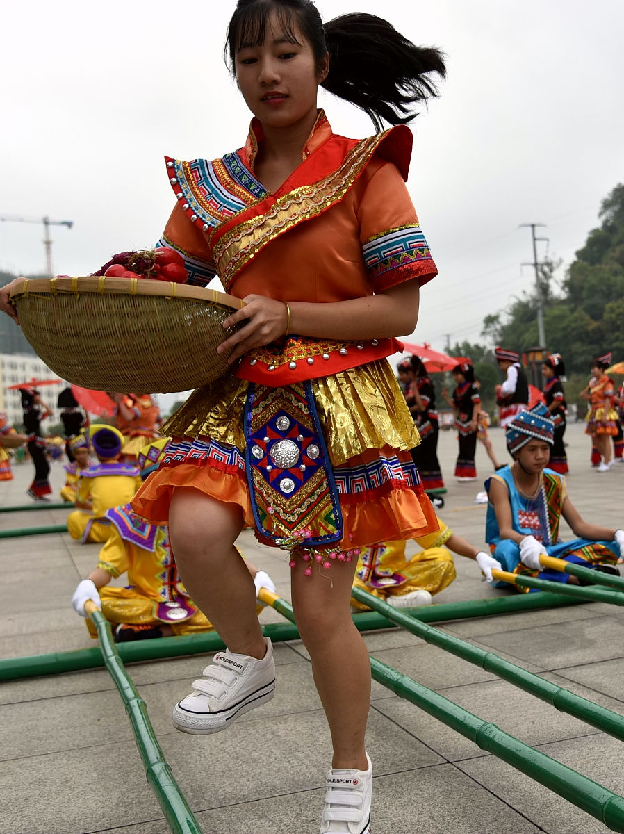 凉山州劳动职业技术学校招生办联系电话、地址 - 报名流程、专业设置、录取标准