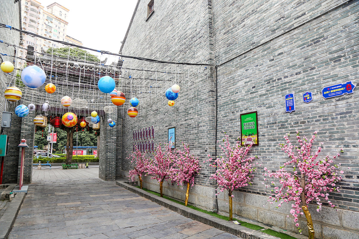 南宁卫校2022年热门专业推荐：护理、医学影像技术、中医学