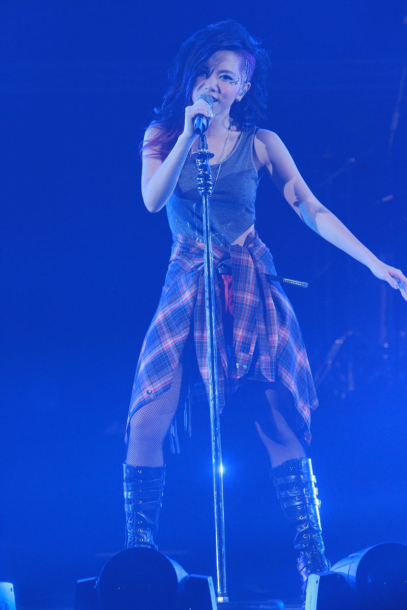2013年4月12日,香港,邓紫棋g.e.<strong>m</strong>.x.x.x.世界巡回演唱会.g.e.m.