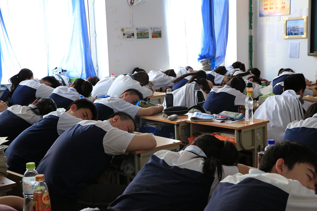 2015年06月01日,黑龙江哈尔滨,距离2015年高考还有6天时,记者走进了哈
