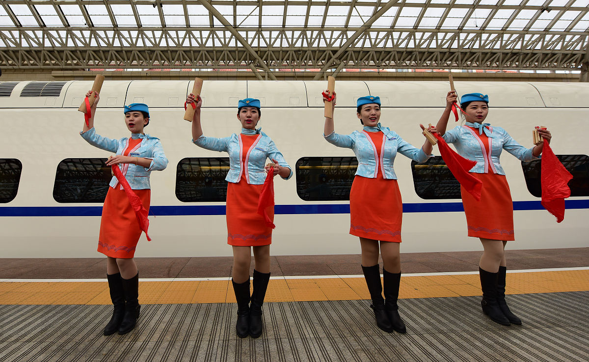 成都铁路学校毕业生就业去向：铁路系统为主，多元发展为辅