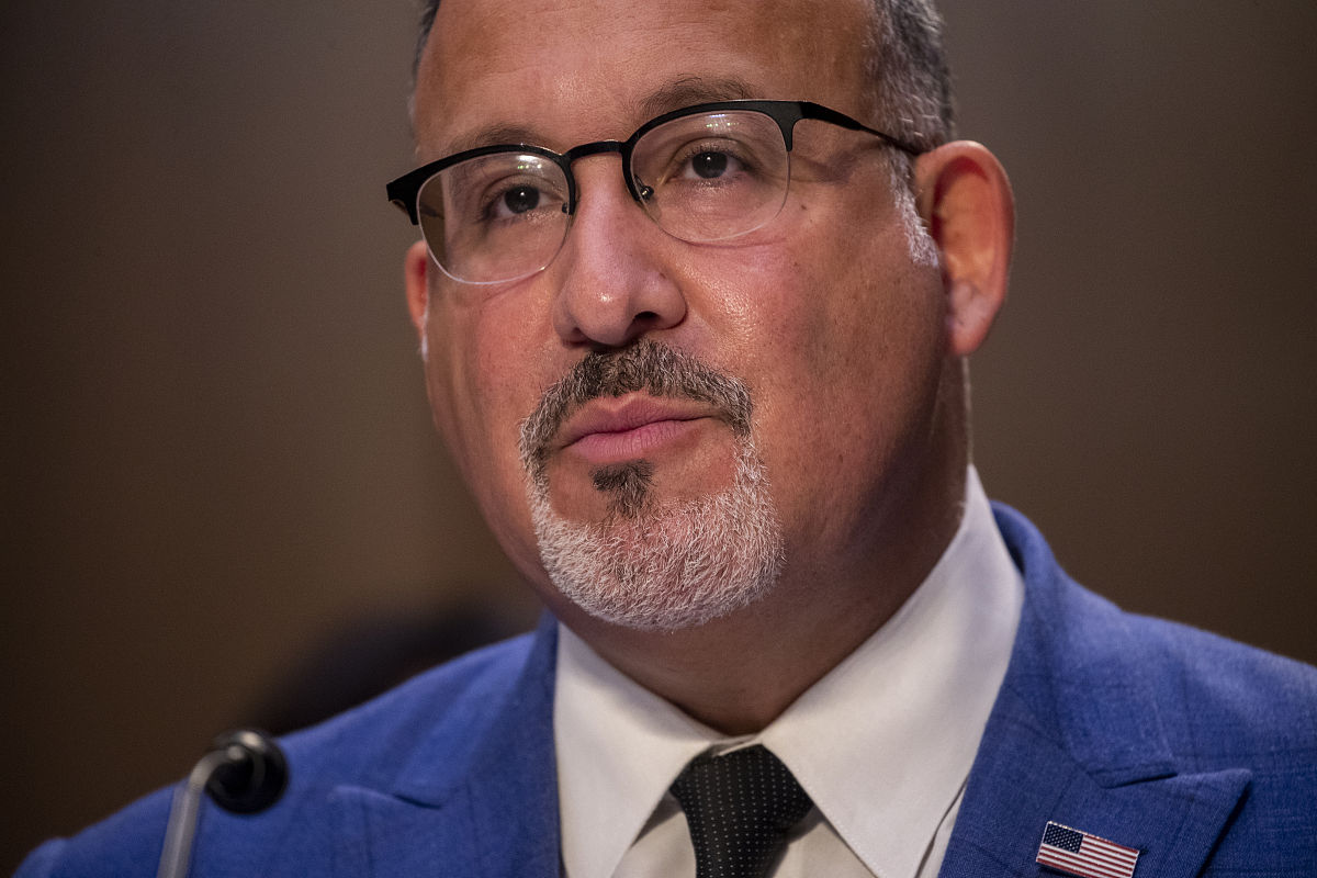 哈尔滨市卫生学校2019年招生要求 - 报名条件及流程