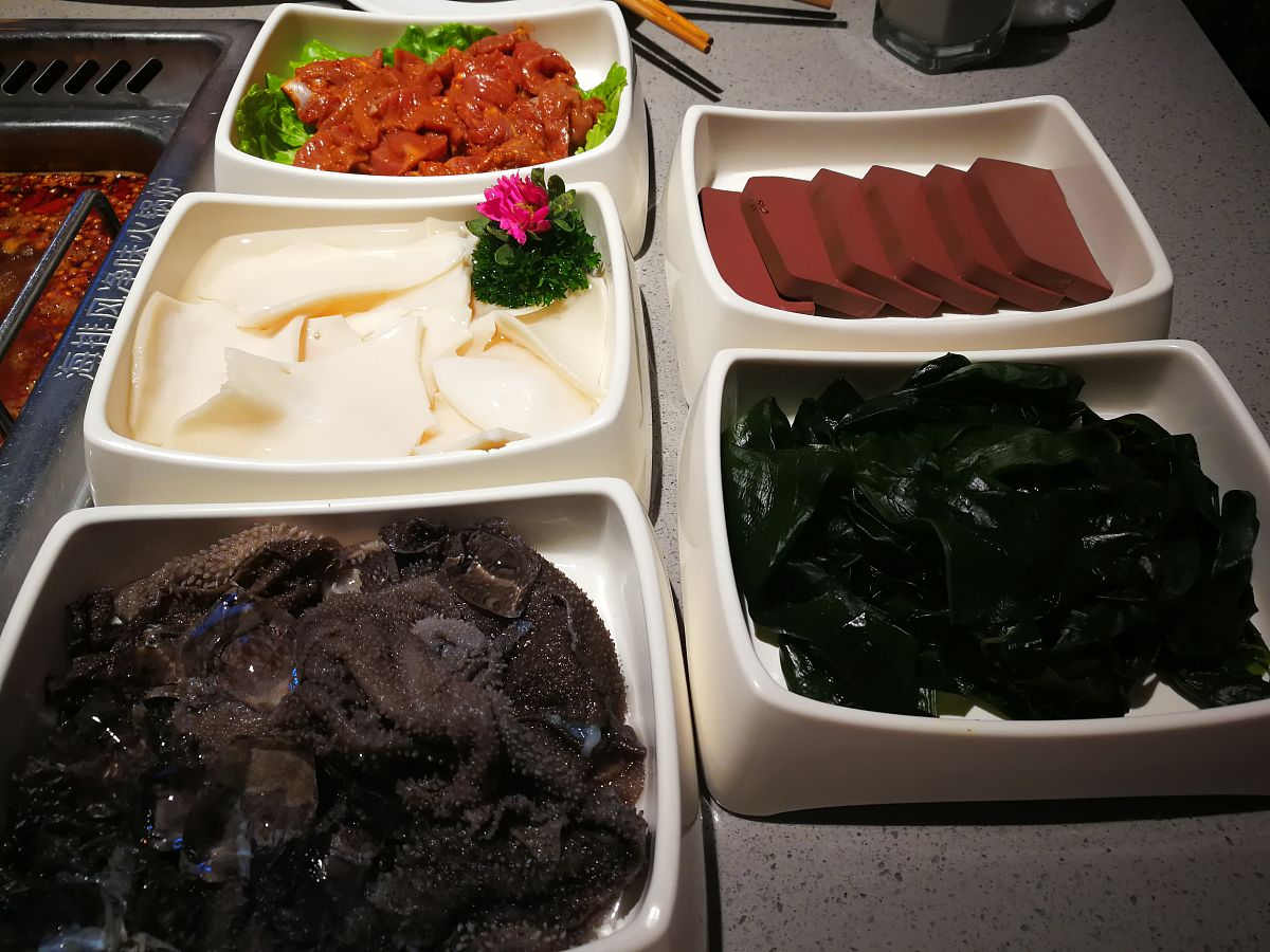 回民可以吃海底捞火锅吗？清真食材和底料指南