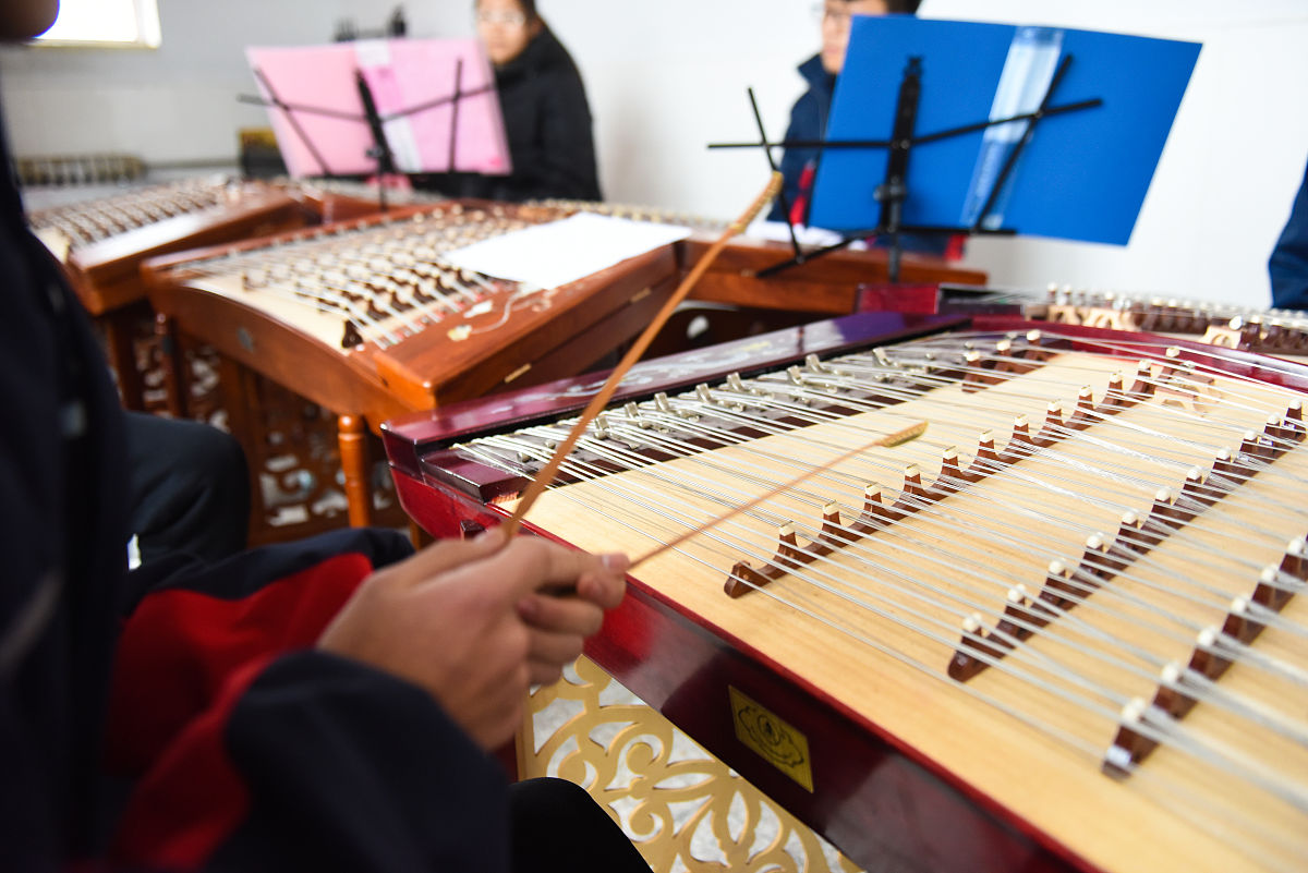 唐山高中毕业生读中专学校