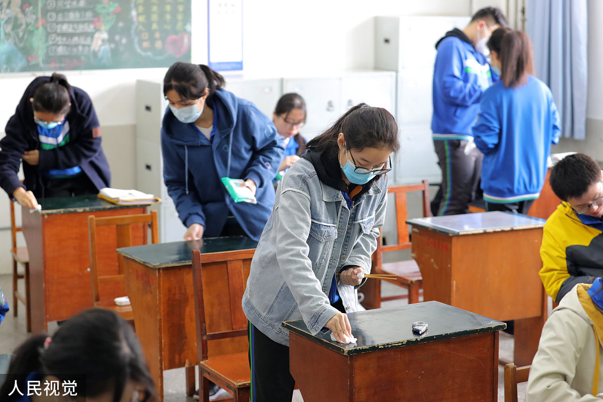 合肥2023年初中生报考卫校指南：如何选择专业、备考科目和填报志愿