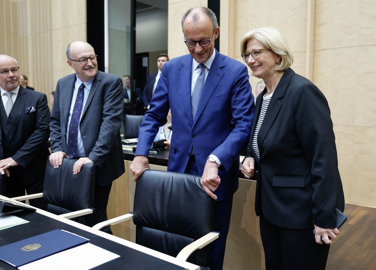 Eisenhower vs. Grant: A Detailed Comparison of Two American Presidents