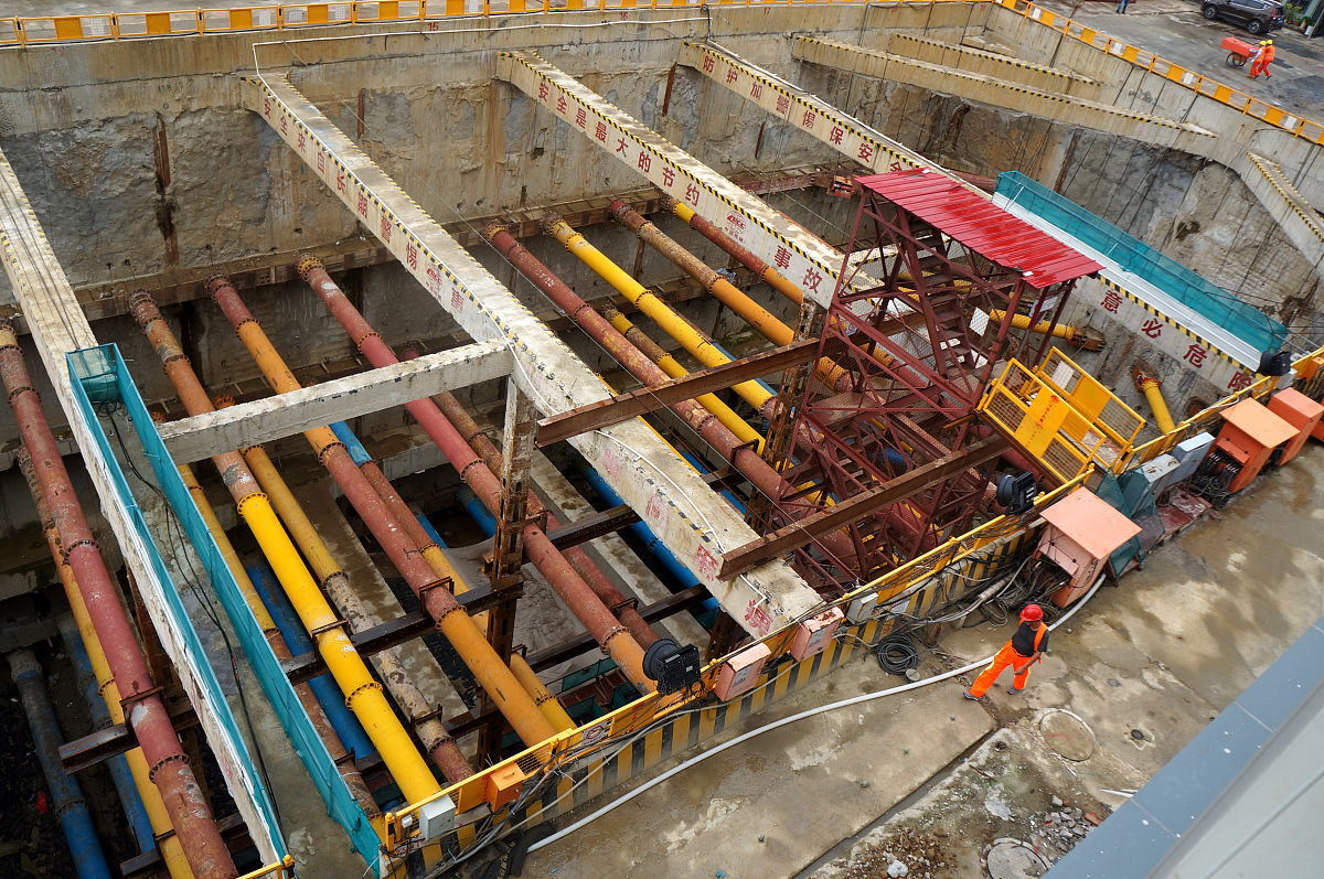 水电站竖井混凝土施工滑模方案详解