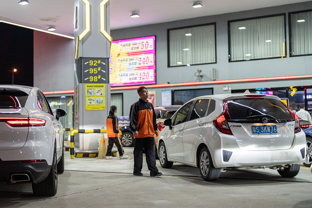 楚雄州工业学校汽车维修与运用专业：培养高素质汽车维修人才