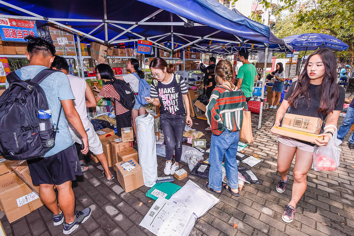 成都希望护理学院-成都希望卫校招生2018收费标准