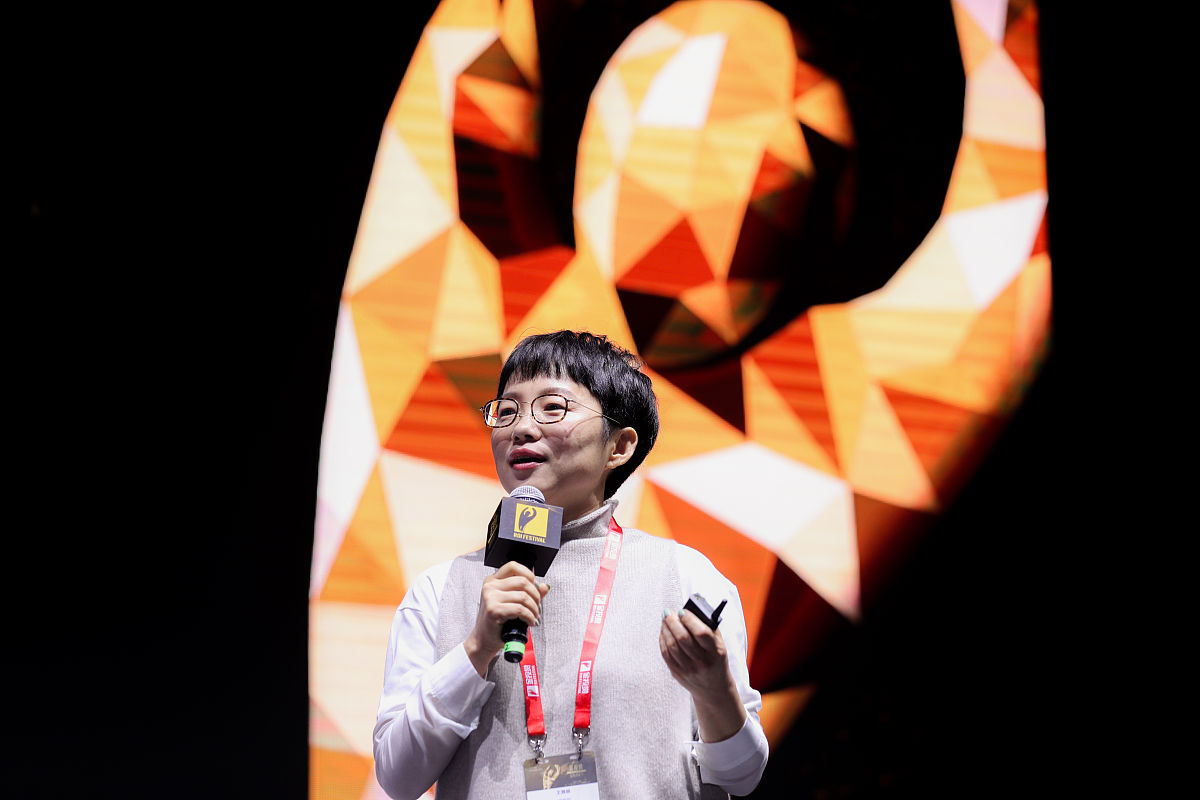 我需要你现在扮演成一个小红书文案编写者