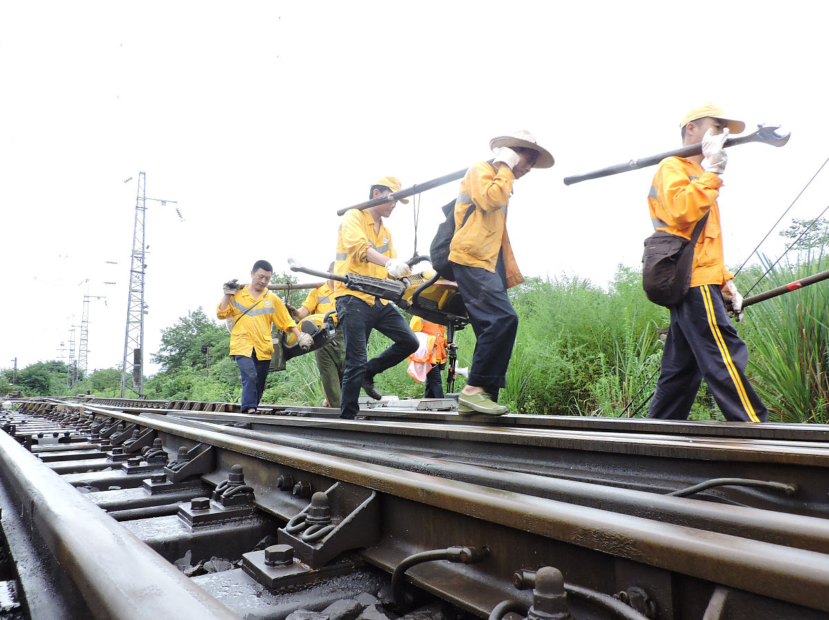 成都最好的铁路学校是哪所-五年制大专铁路专业学校_成都高铁学校招生；：：；；第三件事输入分隔符###################